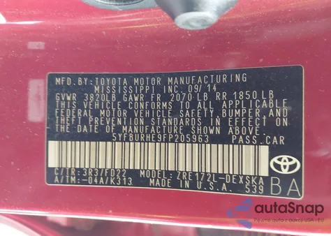 2015 Toyota Corolla S Plus z USA, uszkodzony, nr VIN 5YFBURHE9FP205963